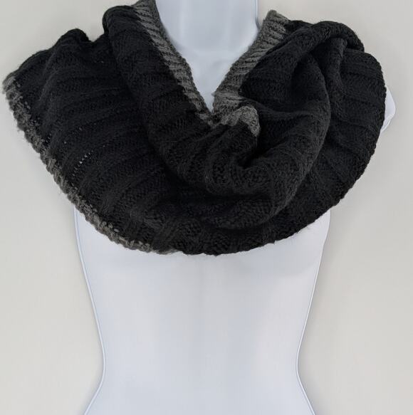 free press Accessories - Free Press Black Soft Knit Infinity Scarf